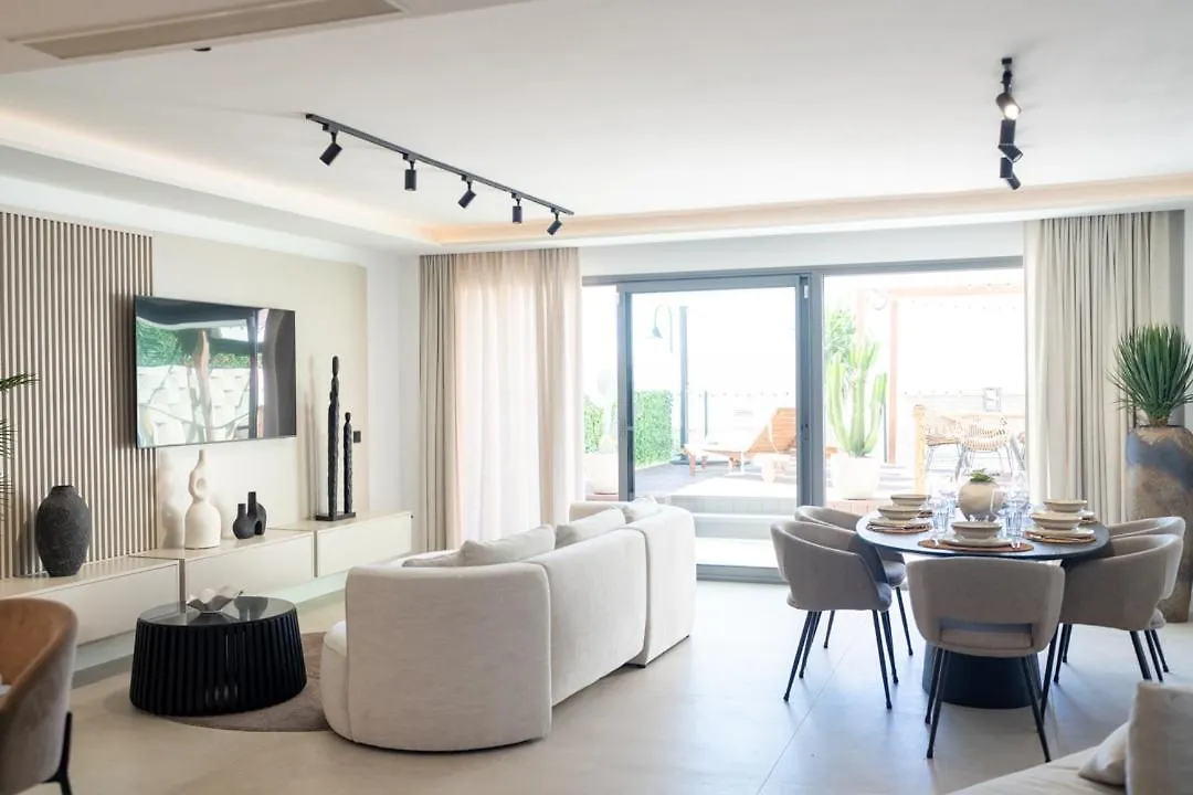Feriehus Beautiful Modern Town House - Eden Resort El Faro